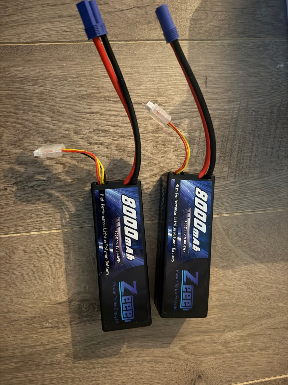 2x Zeee 3S 8000mAh LiPo accu's zo goed als nieuw, Elektro, Verzenden, Zo goed als nieuw, Onderdeel