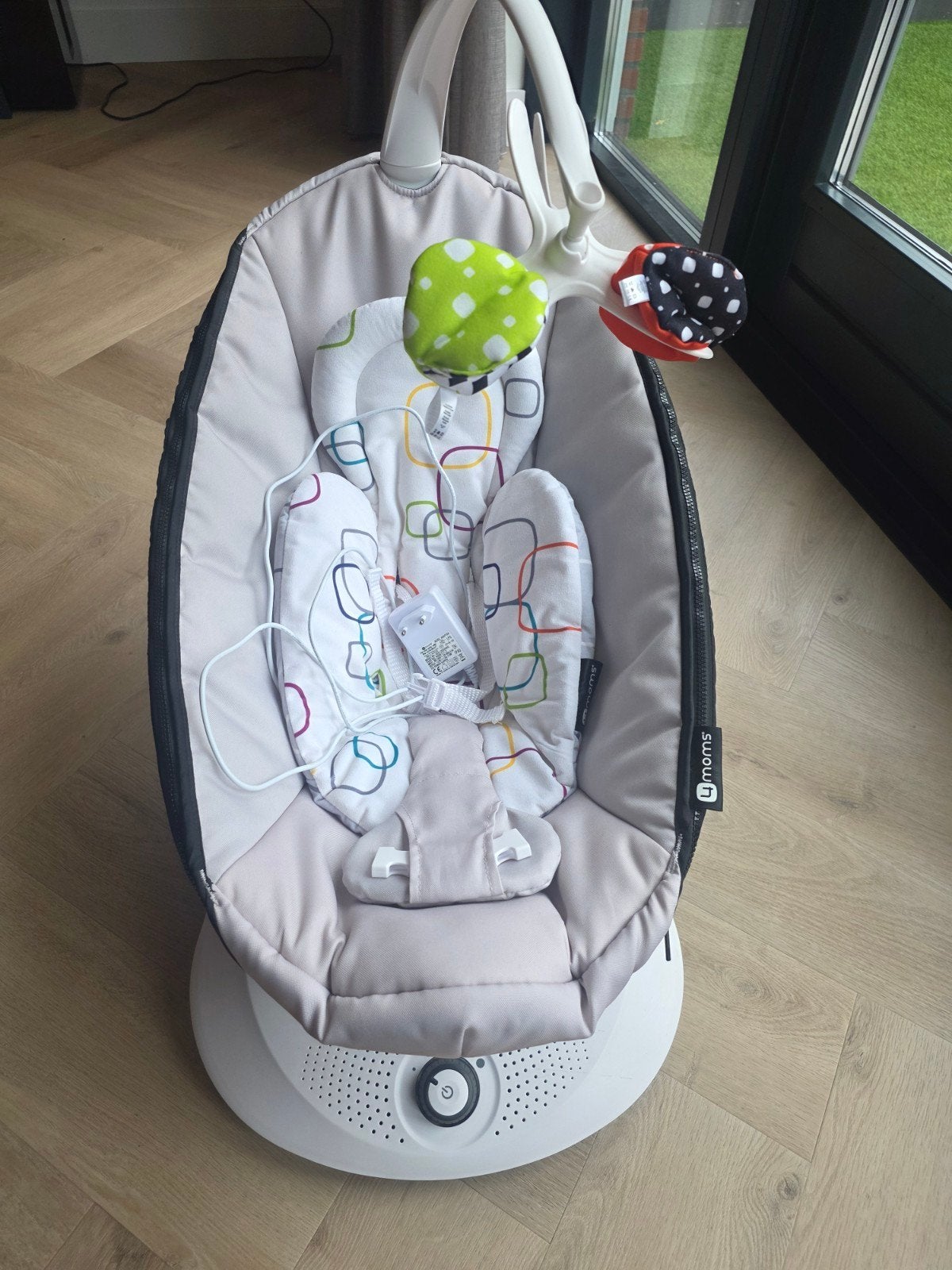 4moms mamaRoo 4.0 Wipstoel - Zo goed als nieuw, Wipstoel, Met gordel(s) of riempje(s), Zo goed als nieuw, Ophalen