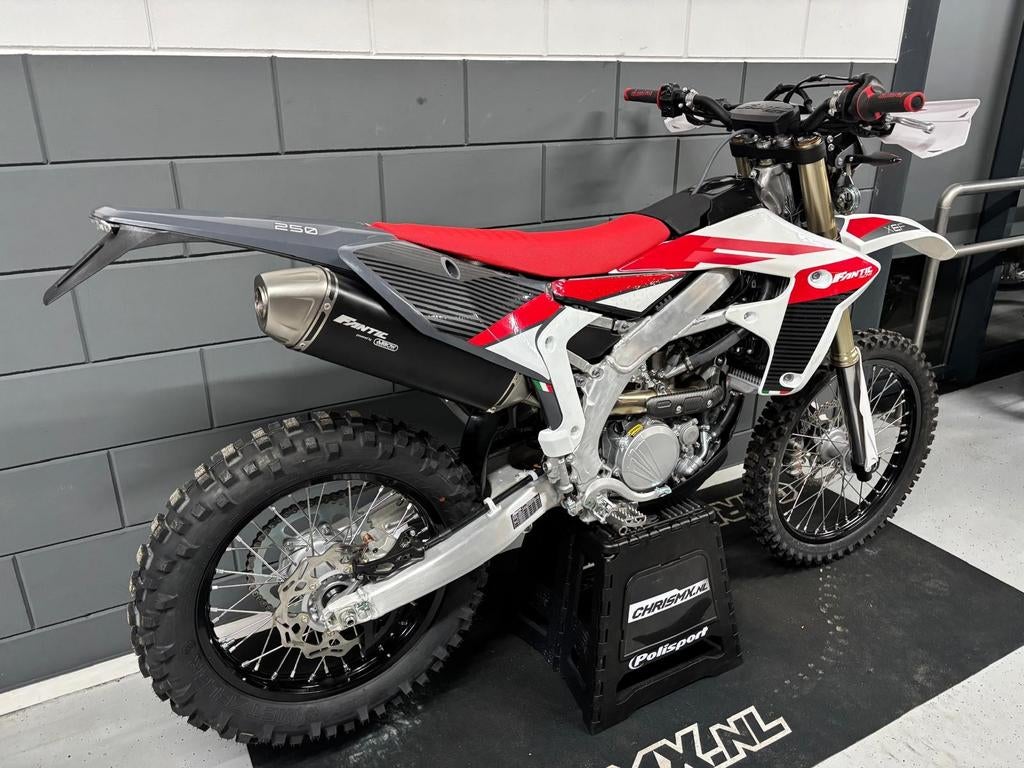 Fantic XEF 250 enduro nieuw !!! Black Edition  !!, 250 cc, Bedrijf, Fantic, Enduro
