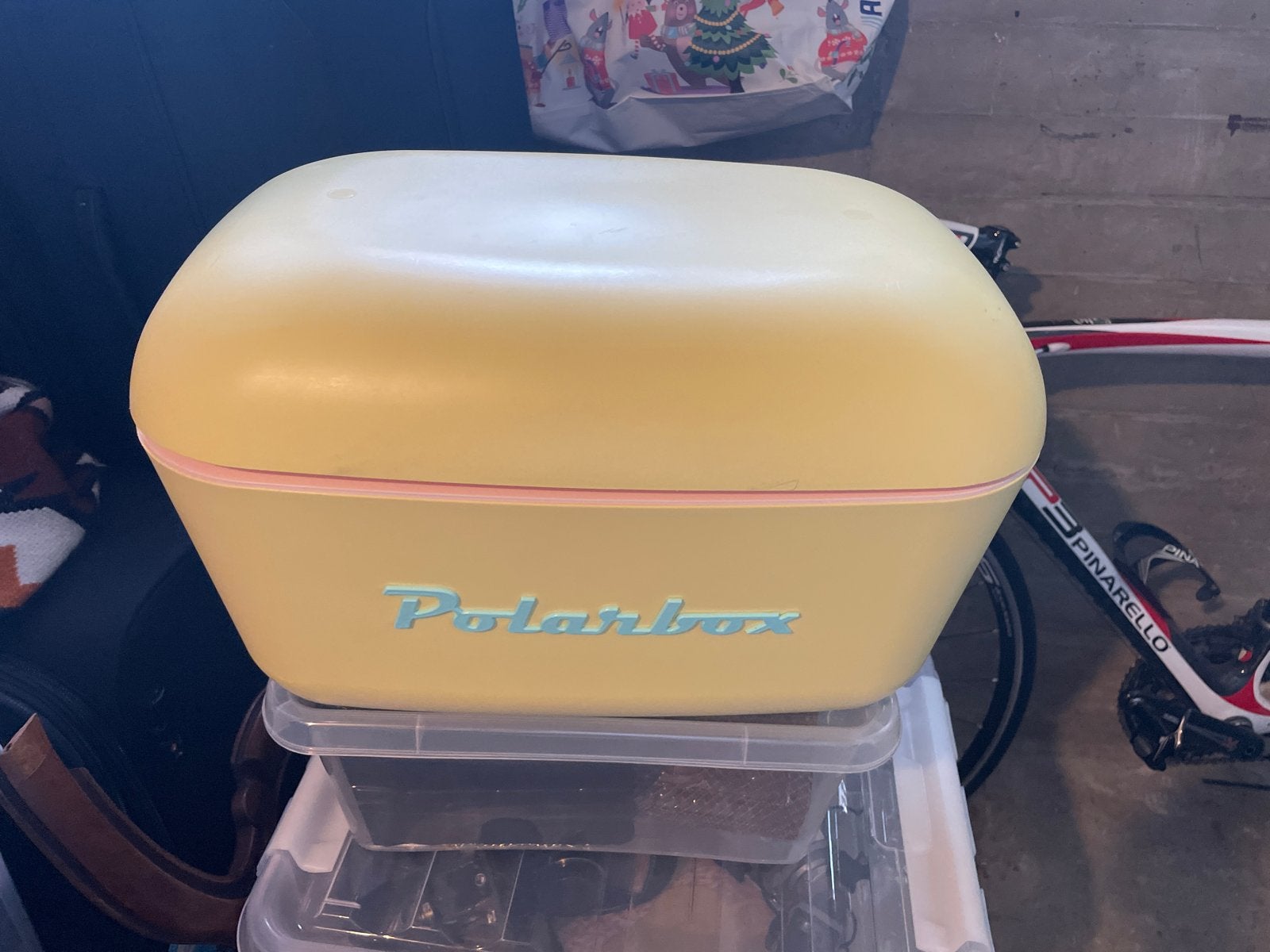 Polarbox Koelbox - Geel/Roze met Draagriem, Caravans en Kamperen, Koelboxen, Ophalen, Gebruikt, Koelbox, Koelelement