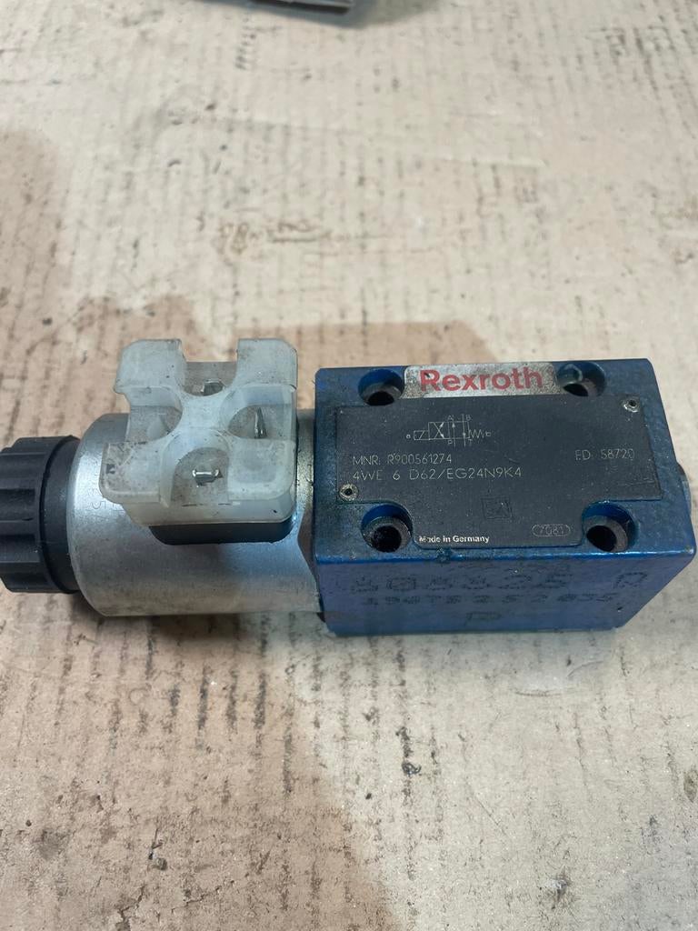Rexroth 4WE 6 D62/EG24N9K4 Hydraulische Klep, Ophalen, Zo goed als nieuw