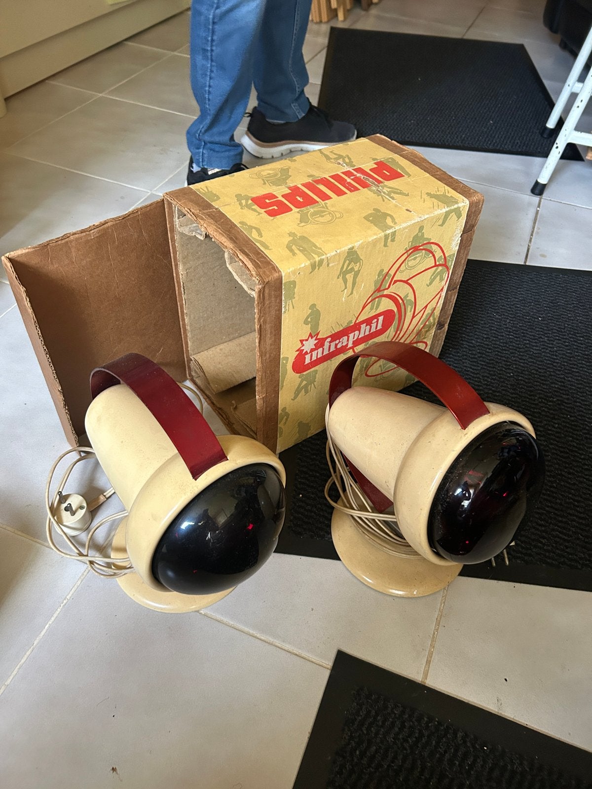 2x Philips Infraphil Infrarood Warmtelamp (model 7529), Ophalen of Verzenden