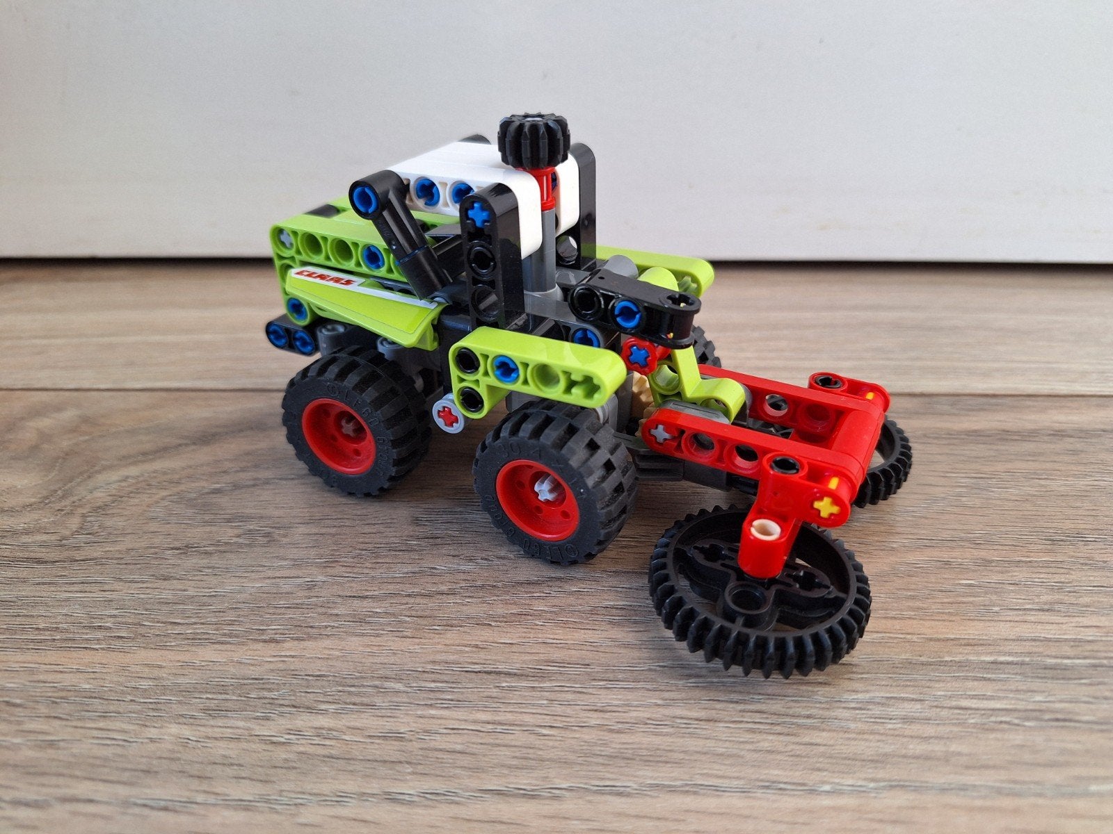 Lego Technic 42102 Mini Claas Xerion, Ophalen of Verzenden