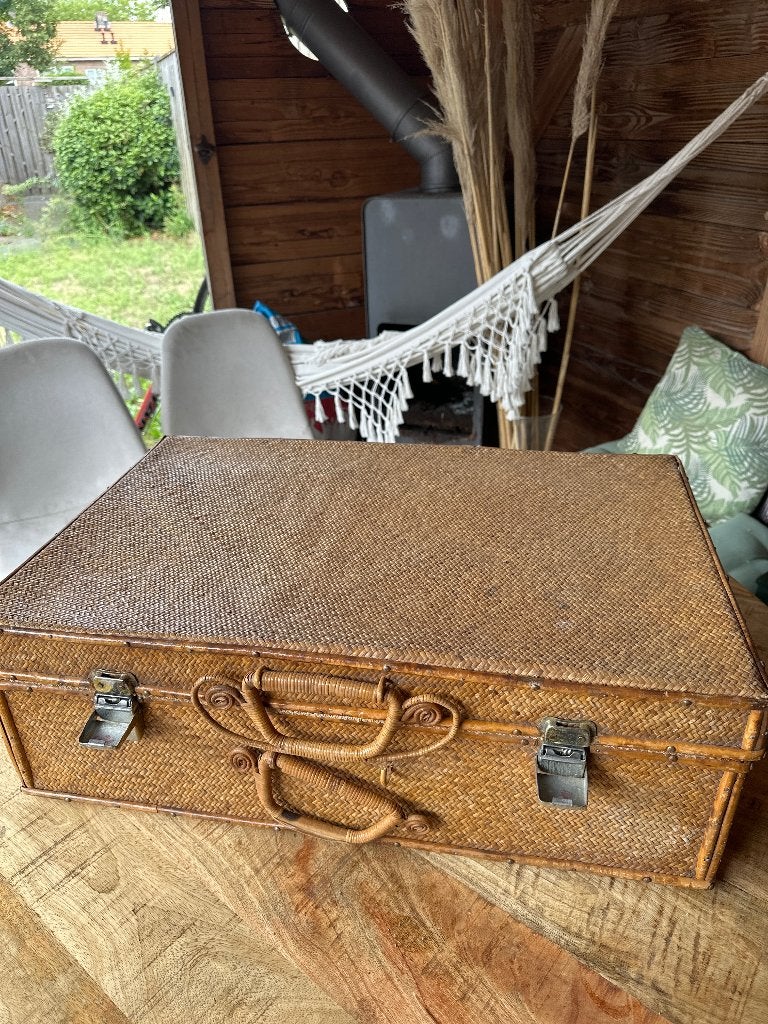 Rieten koffer vintage, Ophalen
