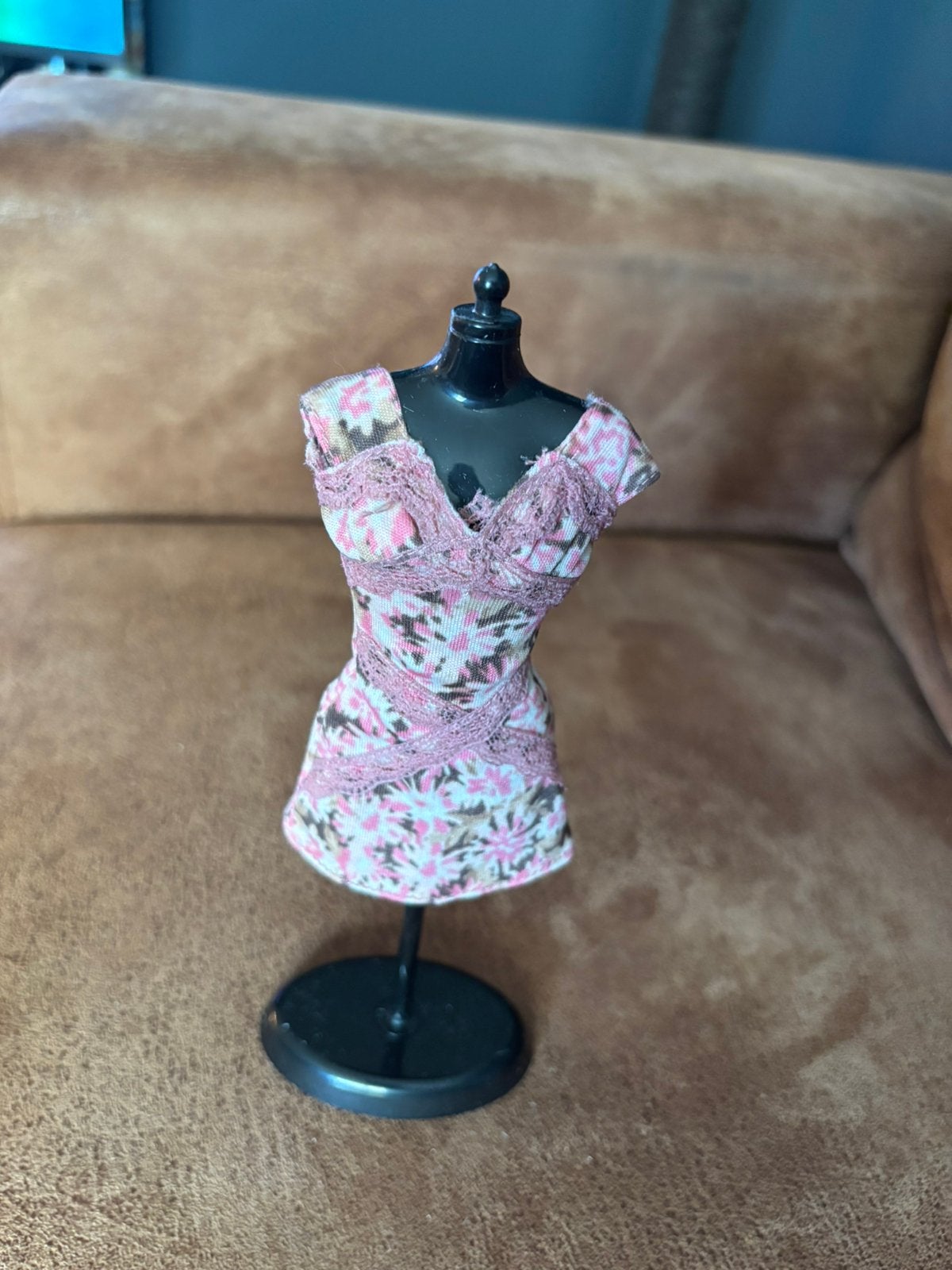 Barbie paspop, Verzamelen, Poppen, Zo goed als nieuw, Kleertjes, Ophalen of Verzenden