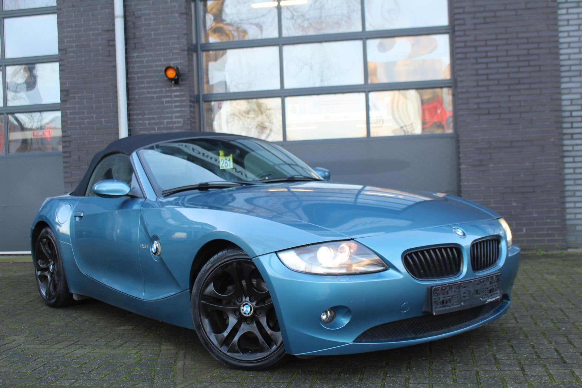 BMW Z4 Roadster 2.5i Executive 6 cilinder AUTOMAAT, TREKHAAK, Auto's, BMW, Stof, Gebruikt, Zwart, 2497 cc