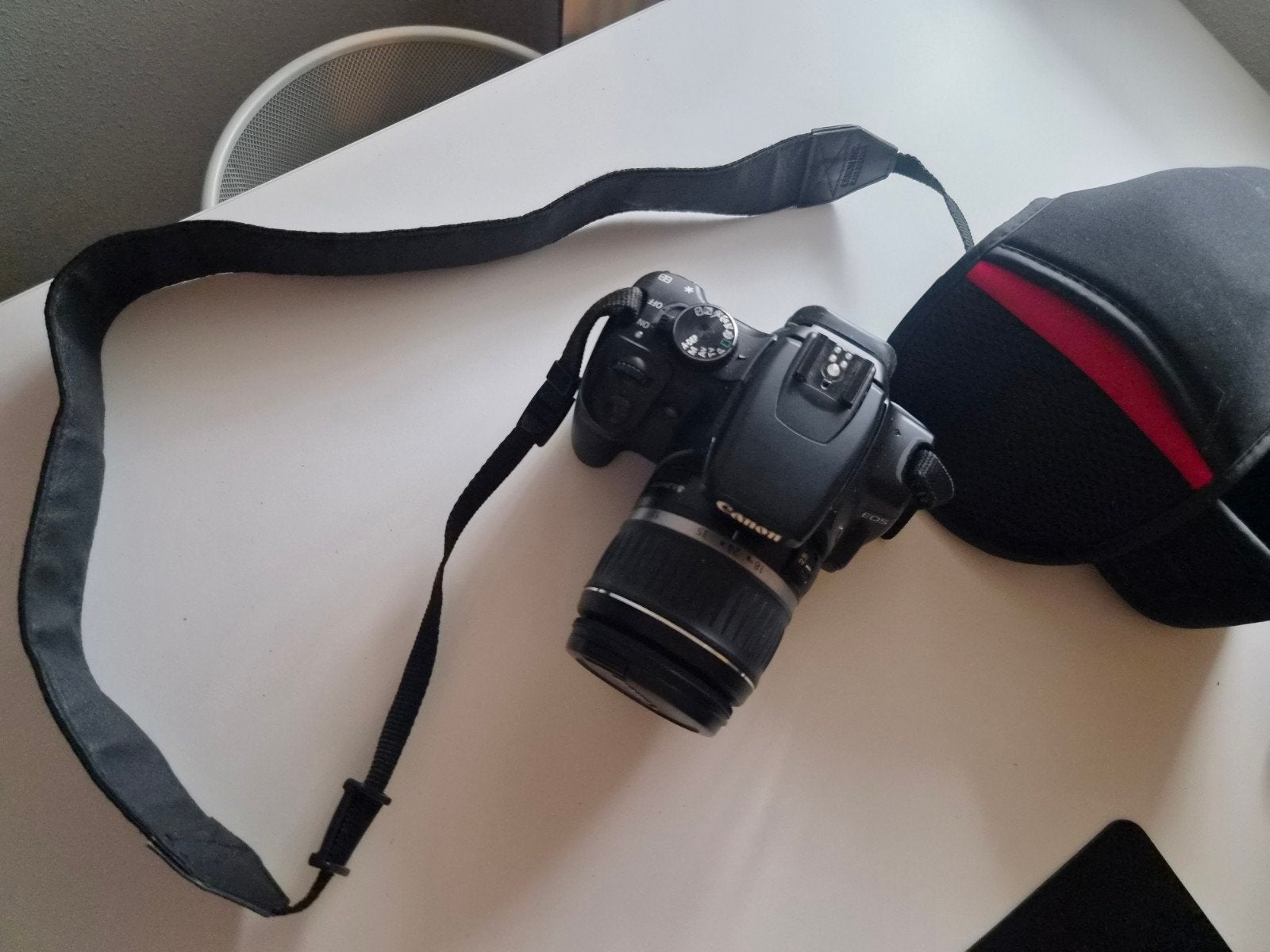 Canon EOS 400D Spiegelreflexcamera met accessoires, Gebruikt, Spiegelreflex, Canon, Accu