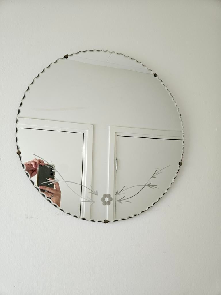 Vintage / antieke ronde spiegel met geslepen rand, Ophalen of Verzenden, Rond, Minder dan 50 cm