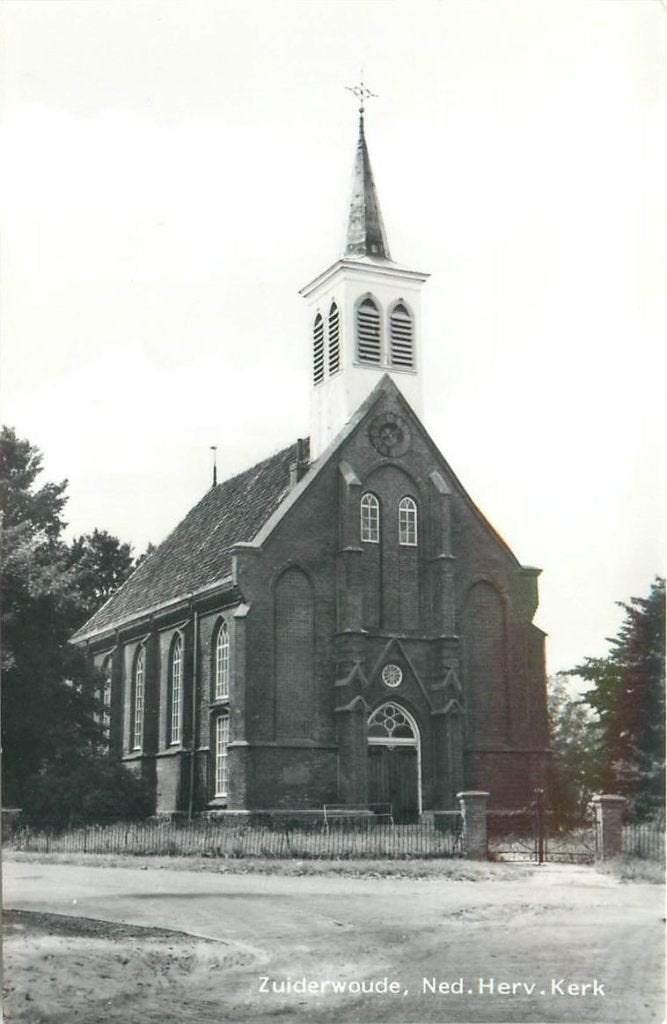 702-082-015 Zuiderwoude Ned Herv Kerk, Verzenden, Voor 1920, Noord-Holland