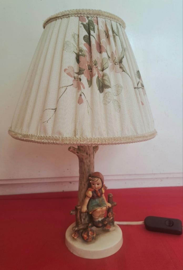Goebel Hummel Vintage tafellamp
Mooi Vintage Prachtig verzam, Ophalen, Gebruikt, Minder dan 50 cm