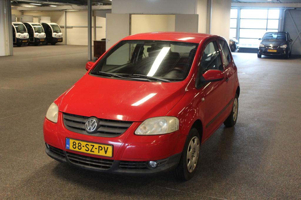Volkswagen Fox 1.4 MEENEEMPRIJS/HANDELSPRIJS/EXPORTPRIJS, Auto's, Volkswagen, Voorwielaandrijving, 15 km/l, 4 cilinders, 4 stoelen