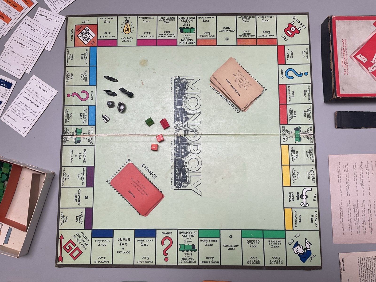Vintage Monopoly Bordspel - Engels jaren 30, Drie of vier spelers, Ophalen of Verzenden, Gebruikt