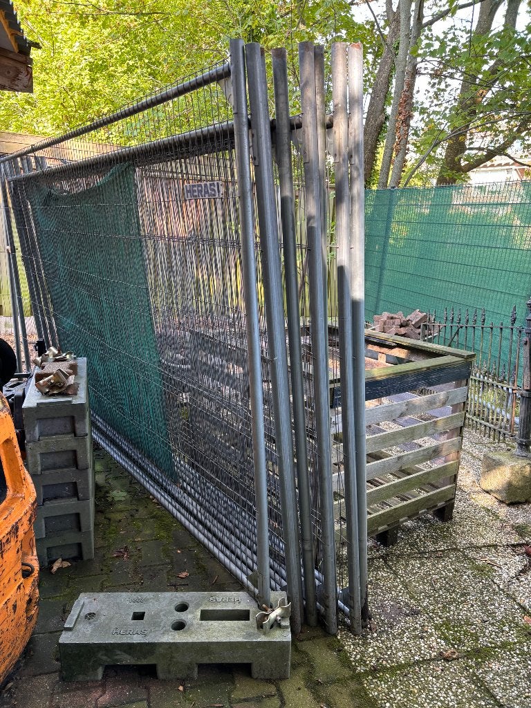 Bouwhekken, Ophalen, Gebruikt, IJzer, Enkelstaafmat hekwerk