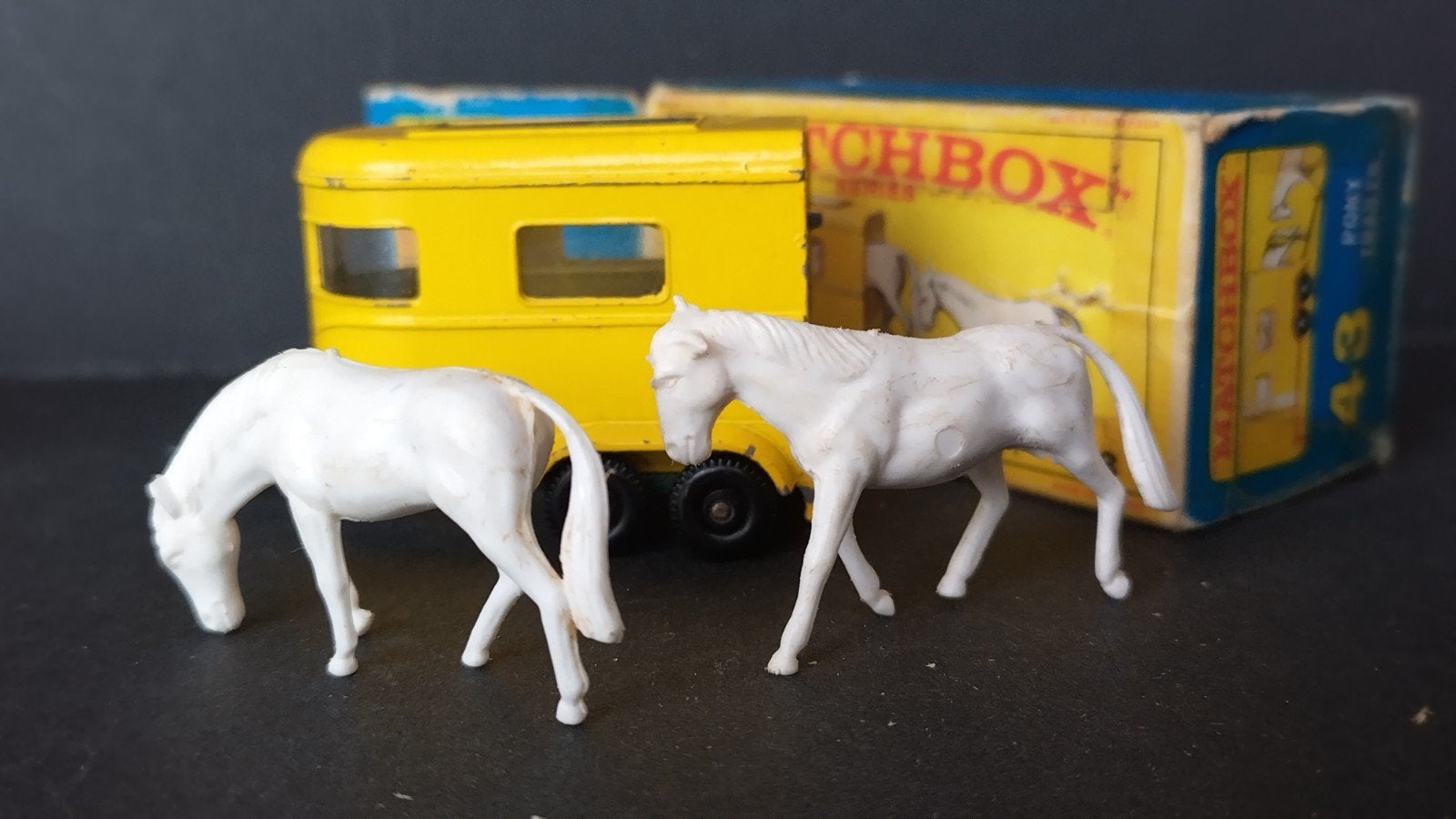 Pony Trailer met paarden Lesney Matchbox Pol, Gebruikt, Verzenden, M, Bus of Vrachtwagen