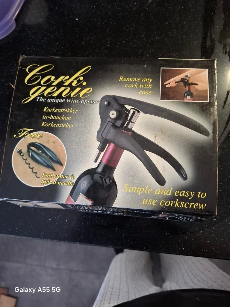 Cork Genie Kurkentrekker - Wijnopener, Overige typen, Ophalen of Verzenden, Zo goed als nieuw, Zwart
