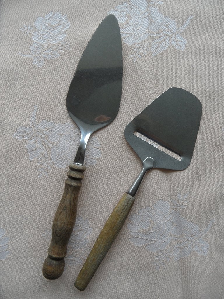 taartschep en kaasschaaf met houten handvat, Antiek en Kunst, Ophalen of Verzenden