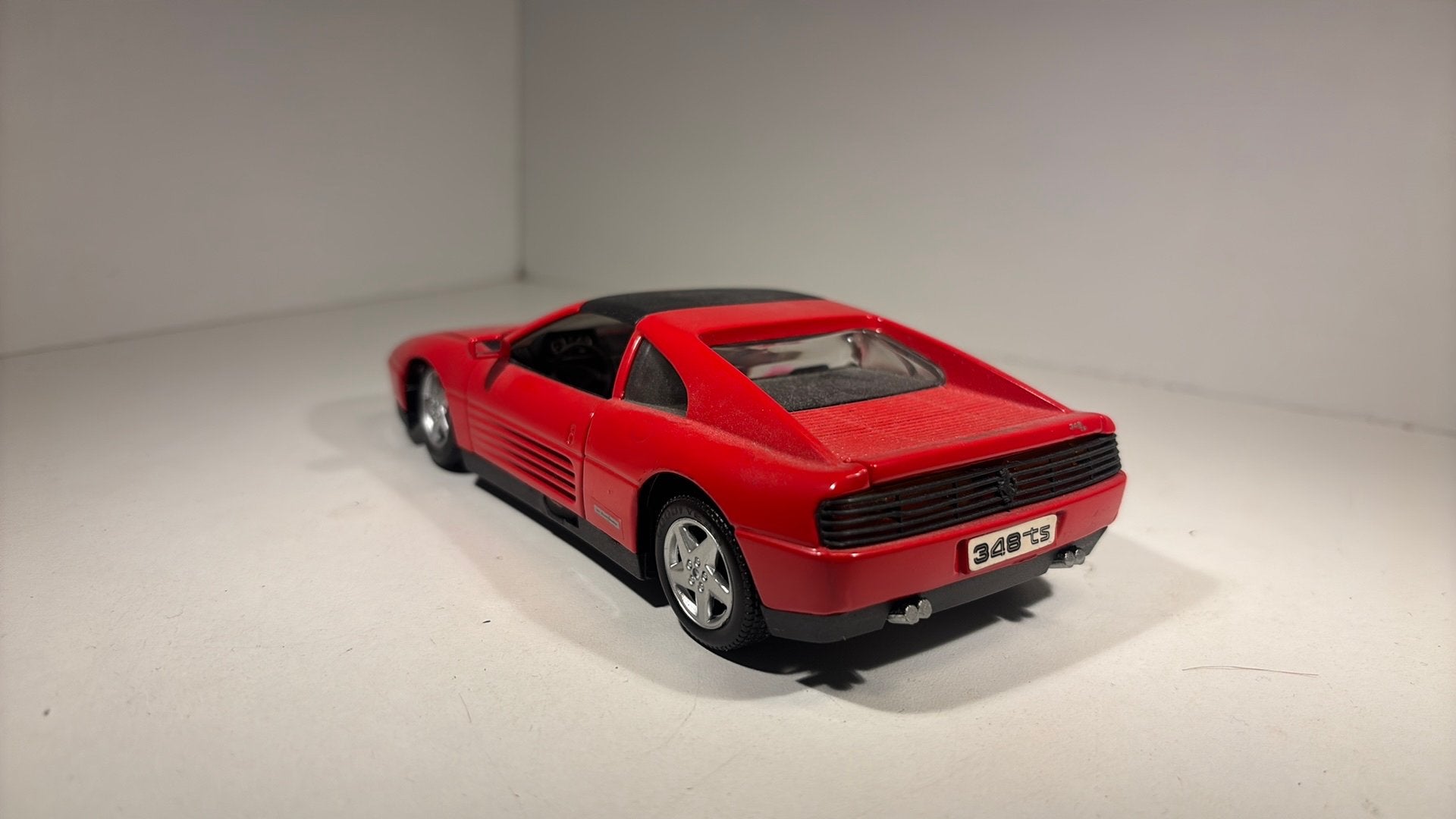 Ferrari 348 ts maisto 1.24, Hobby en Vrije tijd, Modelauto's | 1:24, Maisto, Ophalen of Verzenden, A, A