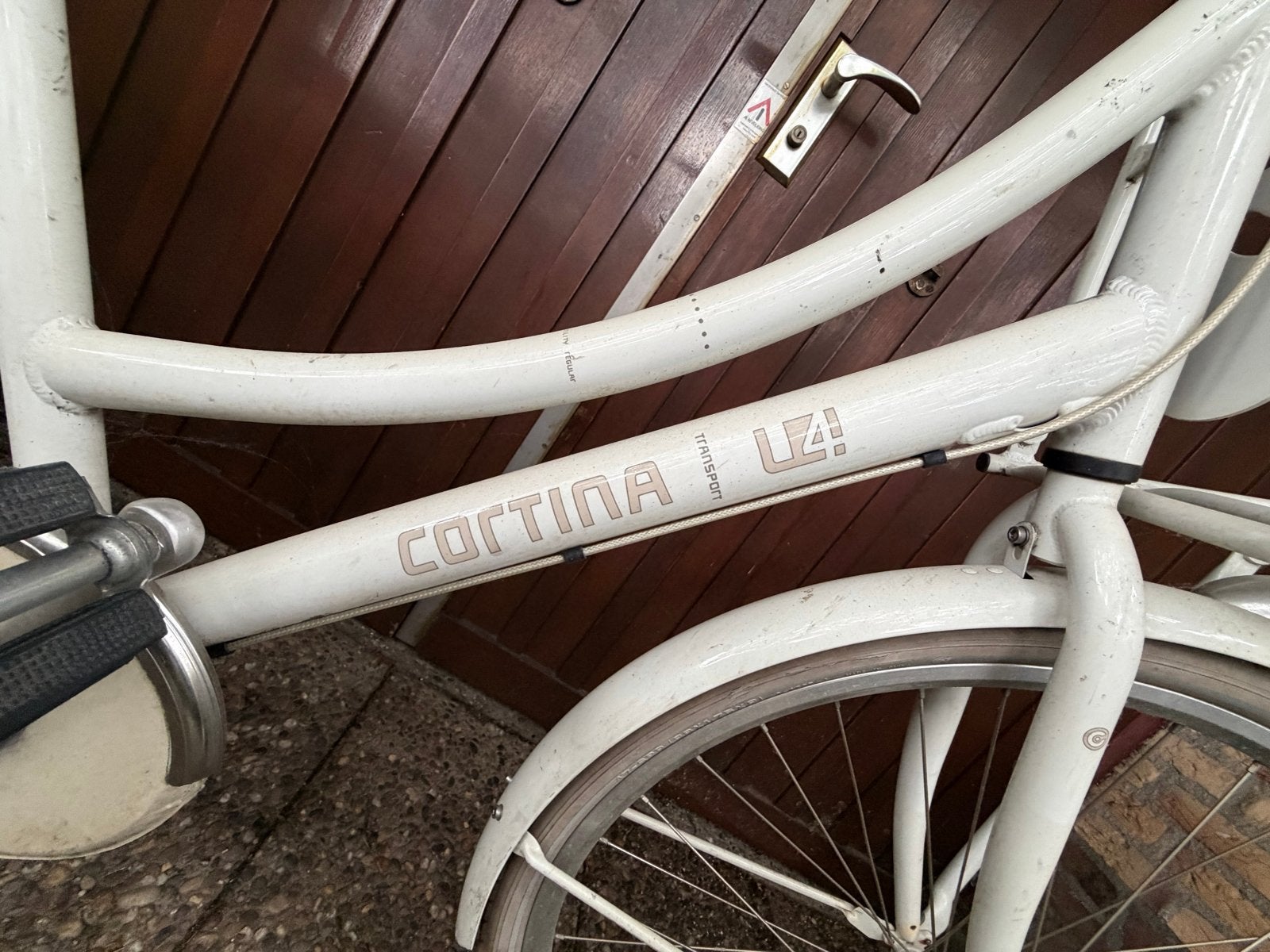 Cortina U4 Transportfiets Dames - Wit, Terugtraprem, Gebruikt, Versnellingen, 50 tot 53 cm
