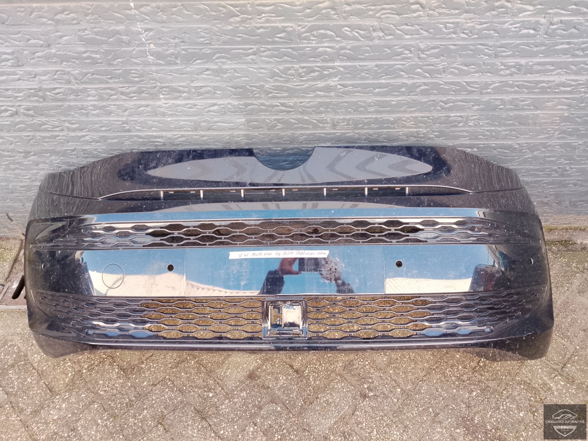 VW Multivan T7 2022+ Voorbumper Bumper 4xPDC Origineel!, Auto-onderdelen, Gebruikt, Volkswagen, Volkswagen AG, Bumper