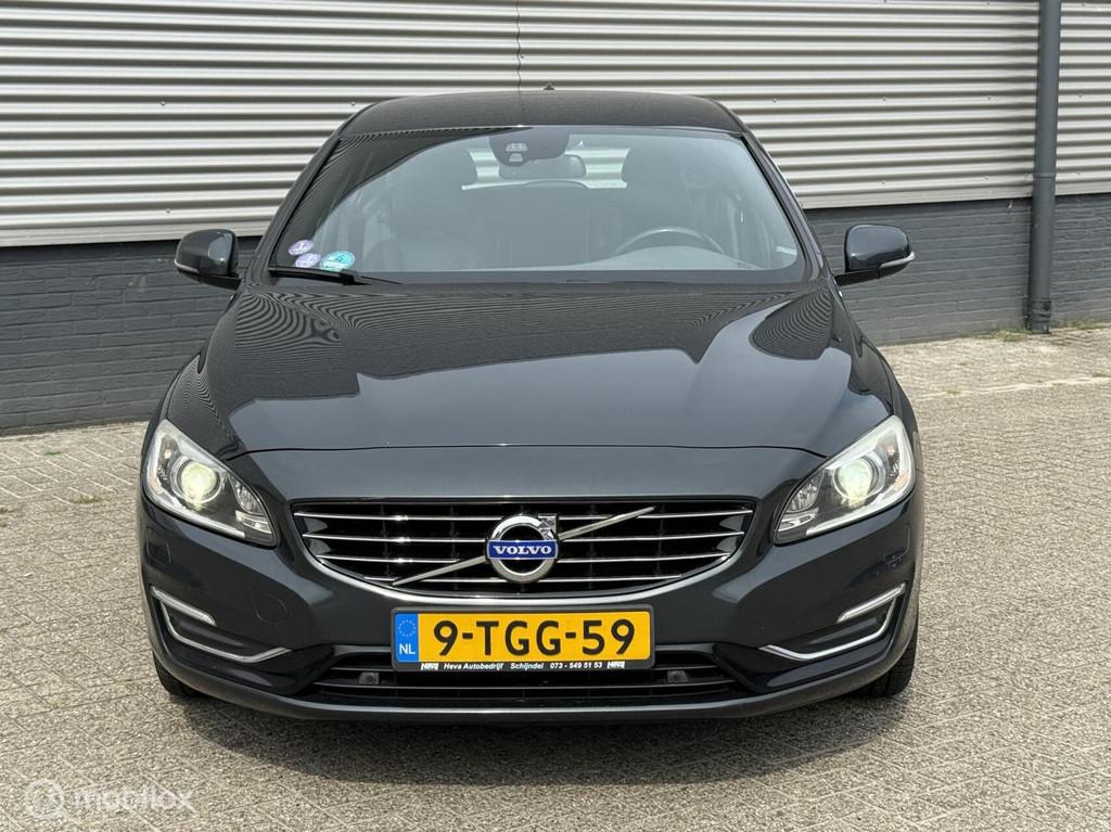 Volvo V60 2.4 D6 AWD Plug-In Hybrid Summum, Auto's, Volvo, Automaat, Leder, Vierwielaandrijving, Verwarming stoelen achter