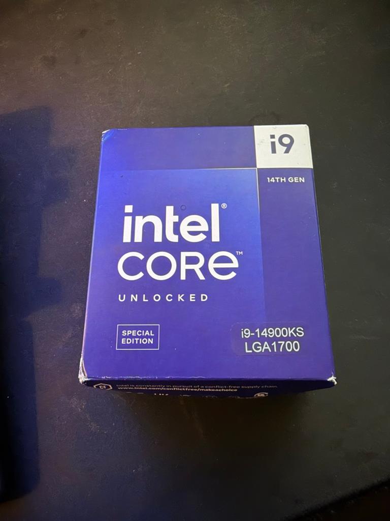Intel Core i9-14900KS Processor (nieuw ongeopend gesealed), Computers en Software, Processors, Ophalen of Verzenden, Zo goed als nieuw