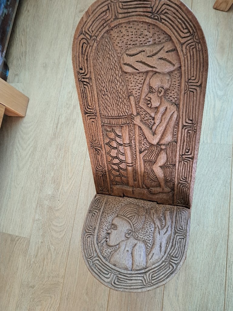 Curiosa Afrikaanse stoel., Ophalen
