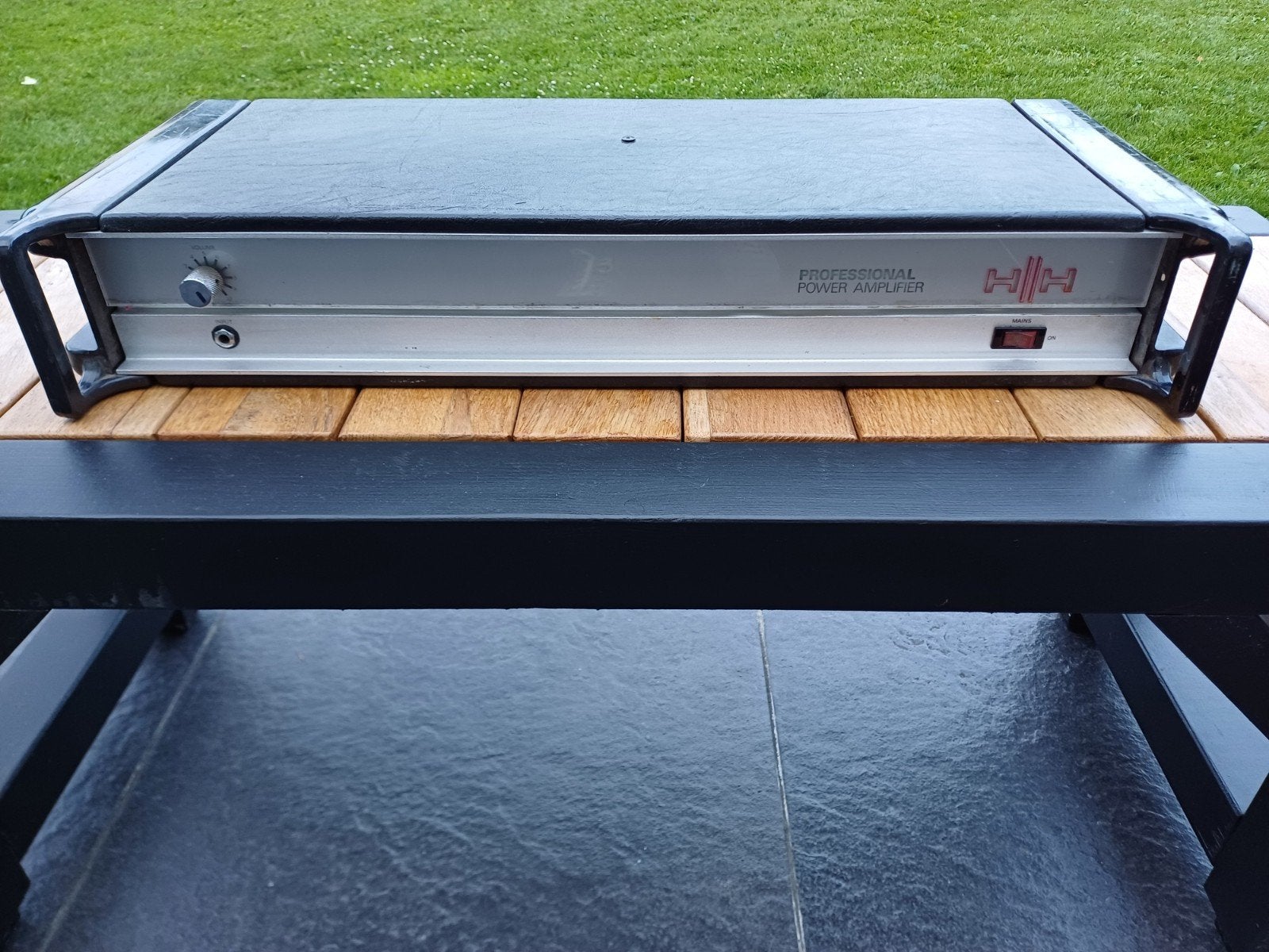 vintage HH s130 versterker 1979. met groene verlichting., Ophalen of Verzenden, Gebruikt, Minder dan 500 watt