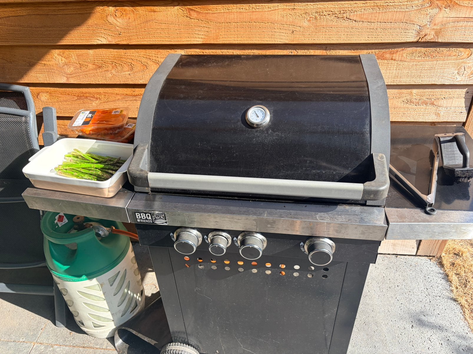 Central Park Gas BBQ 3 pits met gasflessen, Ophalen, Zo goed als nieuw