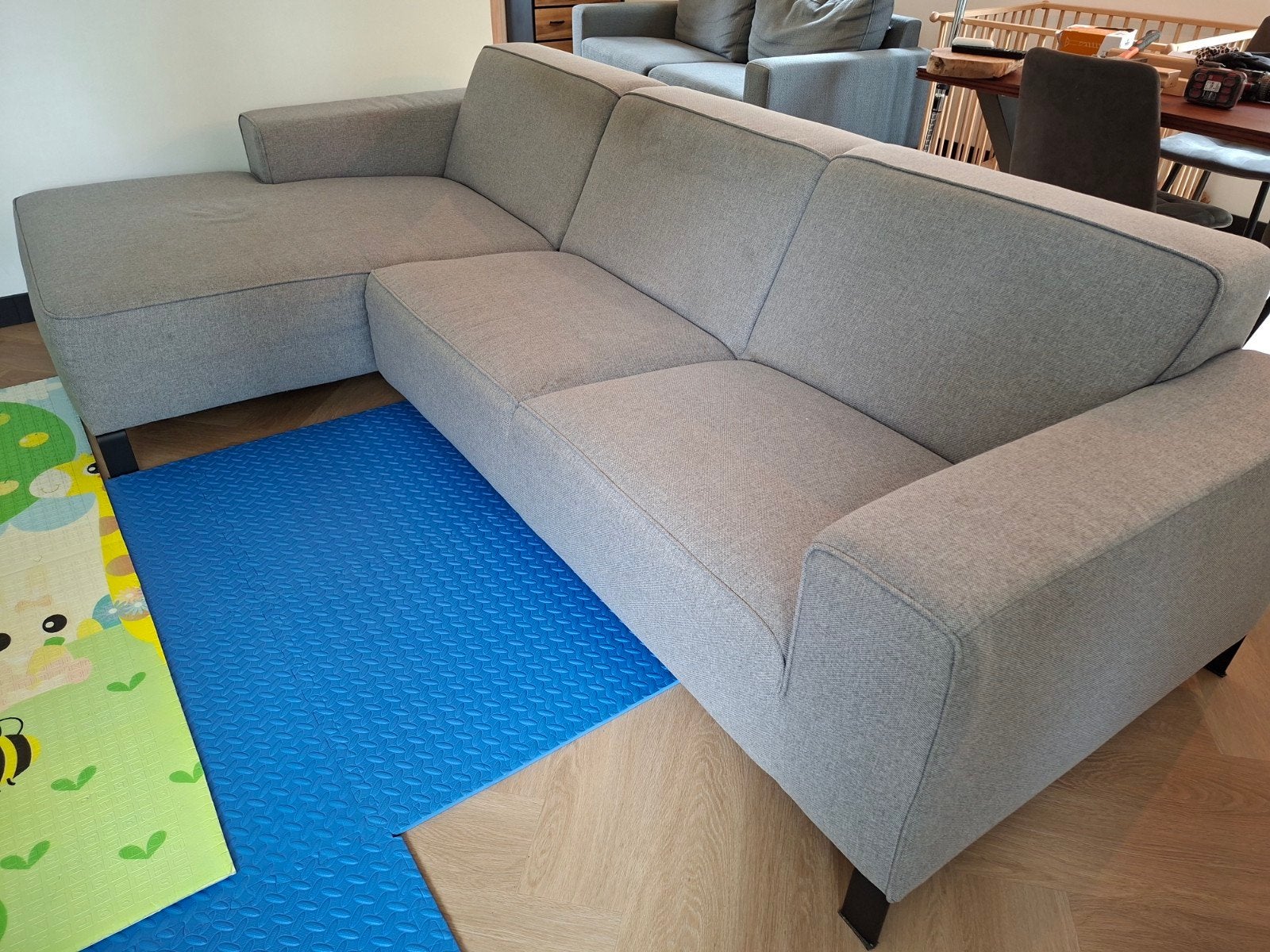 Loods 5 -Moderne Hoekbank - Grijs Stof - Comfortabel en Ruim, Huis en Inrichting, Banken | Bankstellen, Ophalen, 250 tot 300 cm