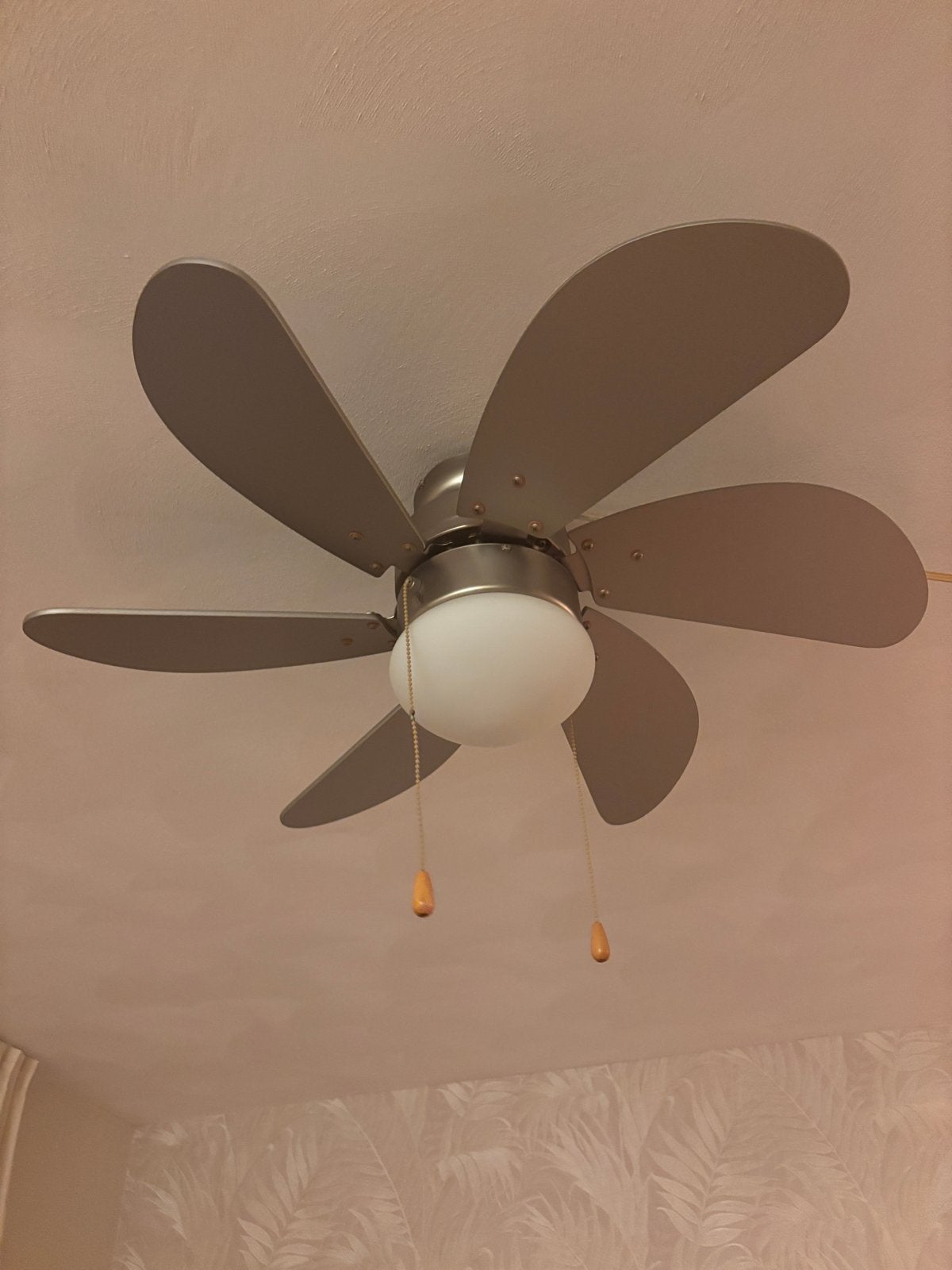 Plafondventilator met lamp - Stijlvol en functioneel, Witgoed en Apparatuur, Ventilatoren, Gebruikt, Plafondventilator, Ophalen