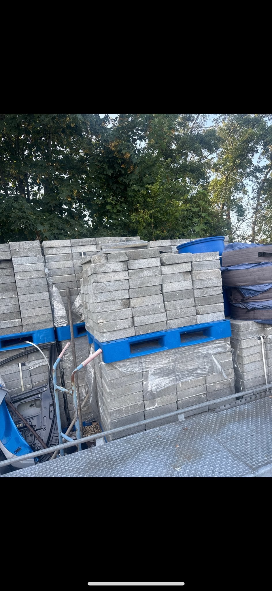 Betonnen terrastegels - Grijs - 15 pallets, Tuin en Terras, Ophalen, Gebruikt, 10 m² of meer, Beton