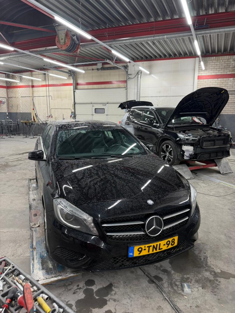 Mercedes-Benz A-Klasse A180cdi 1.5 Blue Efficiency 2014, Voorwielaandrijving, 28 km/l, 4 cilinders, Zwart
