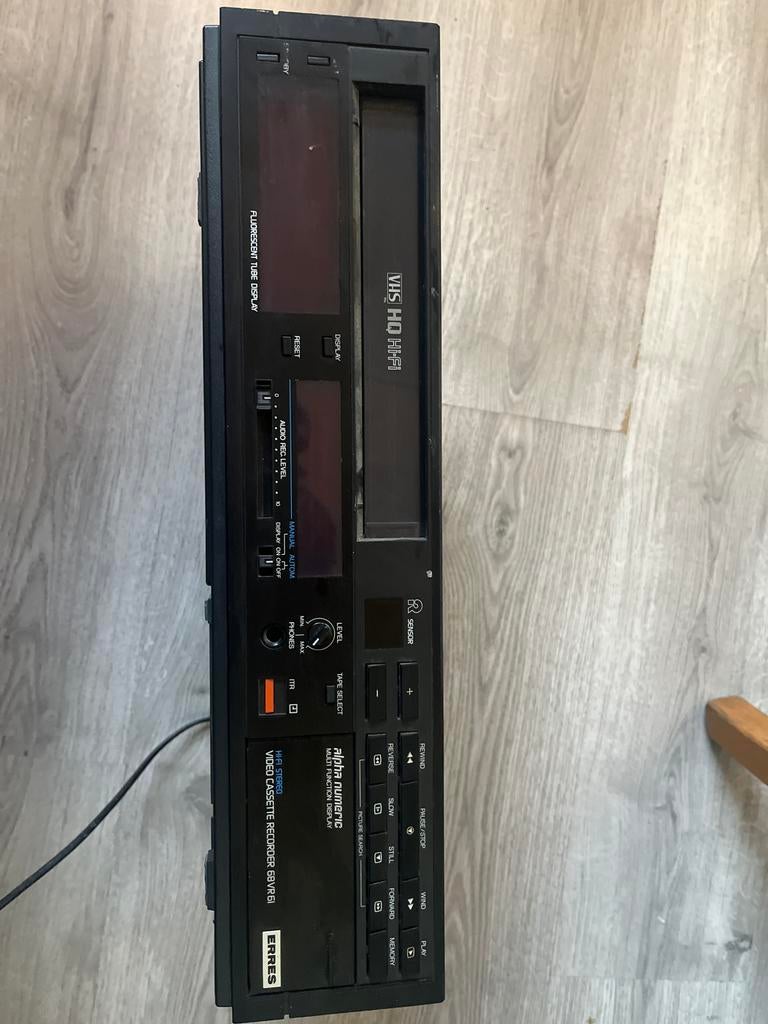 Erres 68VR61 VHS HQ Hi-Fi Videorecorder, Ophalen of Verzenden, Zo goed als nieuw, VHS-speler of -recorder