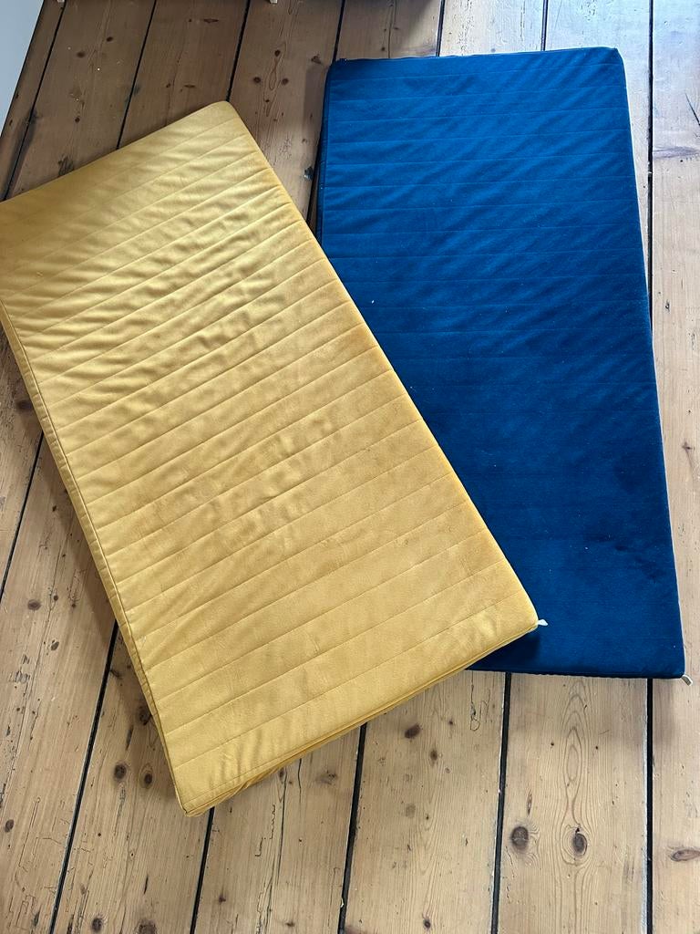 Nobodinoz Vloermatras / Speelkussen - Geel & Blauw, Ophalen of Verzenden, Gebruikt, Kleed of Kussen