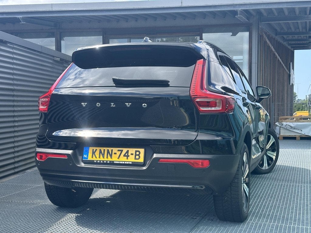 Volvo XC40 1.5 T5 Recharge Inscription / Pano. dak / Elek. v, Auto's, Volvo, 1712 kg, Met garantie (alle), Zwart, Hybride Elektrisch/Benzine