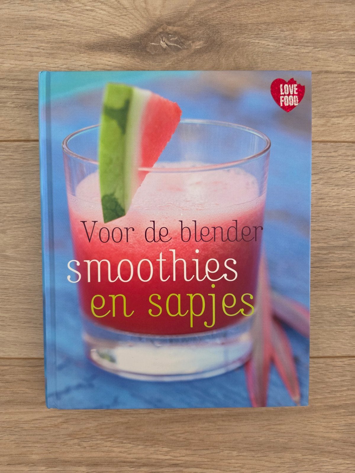 Love Food voor de blender Smoothies en sapjes als nieuw, Boeken, Ophalen of Verzenden, Zo goed als nieuw