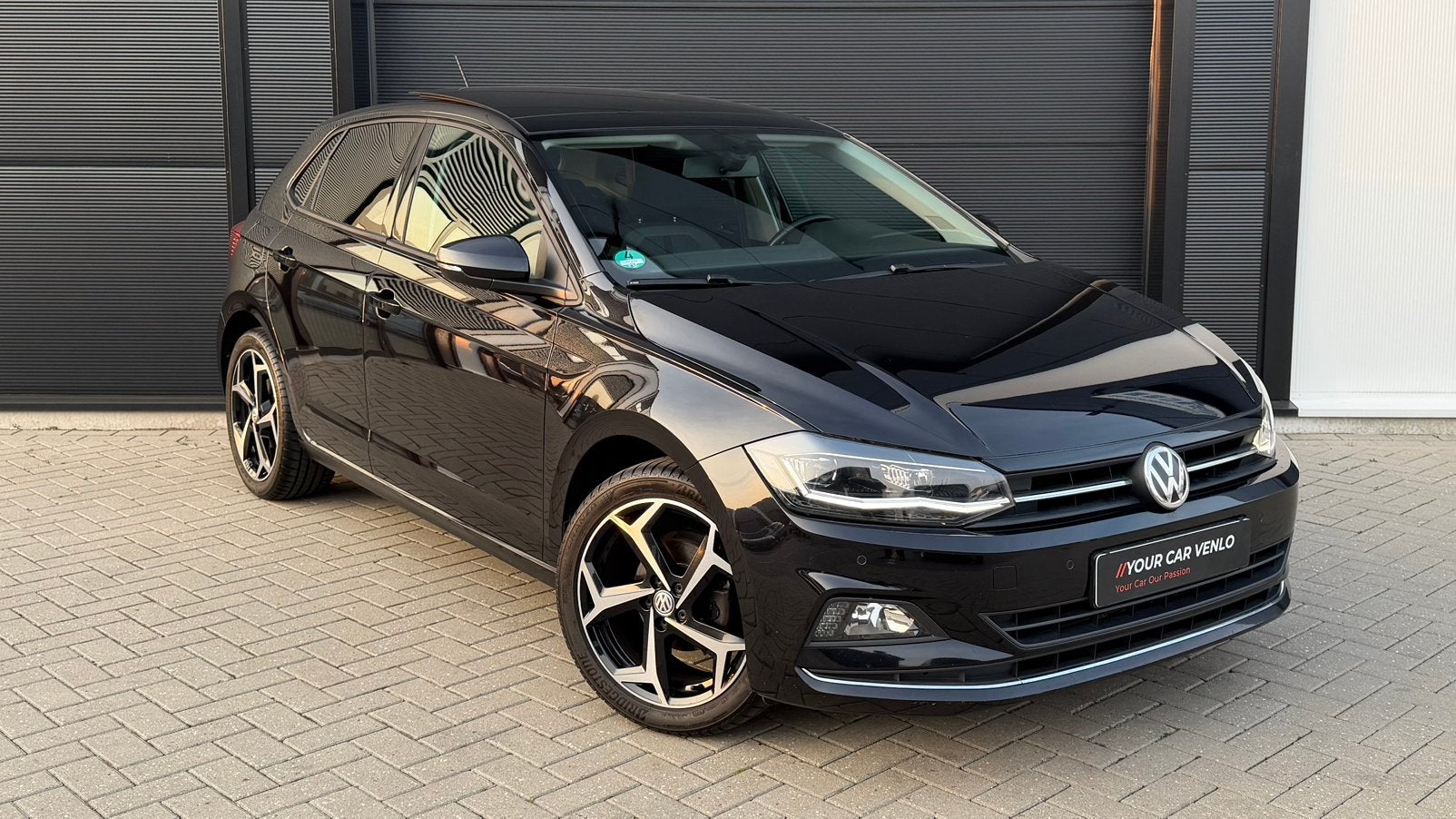 Volkswagen Polo 1.0 TSI Highline | PANO | LED | ACC | TREKHA, Voorwielaandrijving, Dealer onderhouden, Stof, Bedrijf