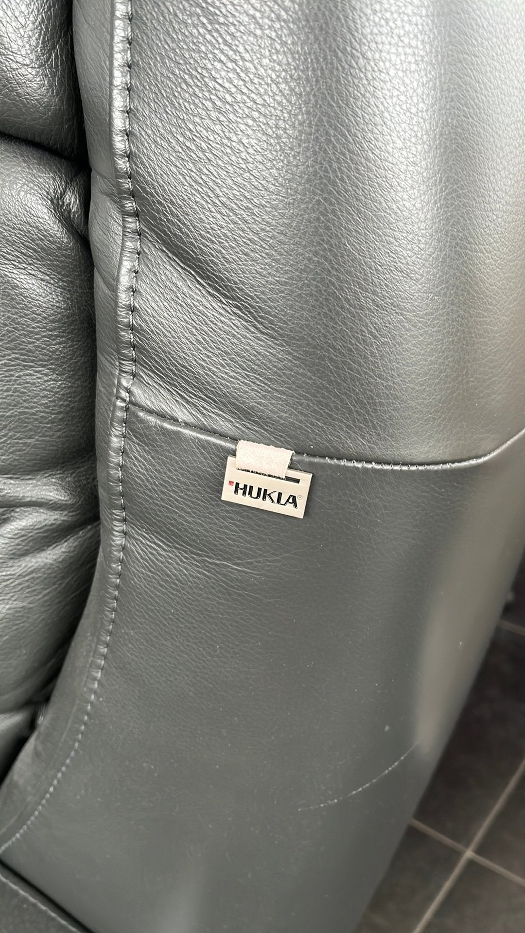 Hukia relax stoel leer, Ophalen of Verzenden, Zo goed als nieuw, Leer, 50 tot 75 cm