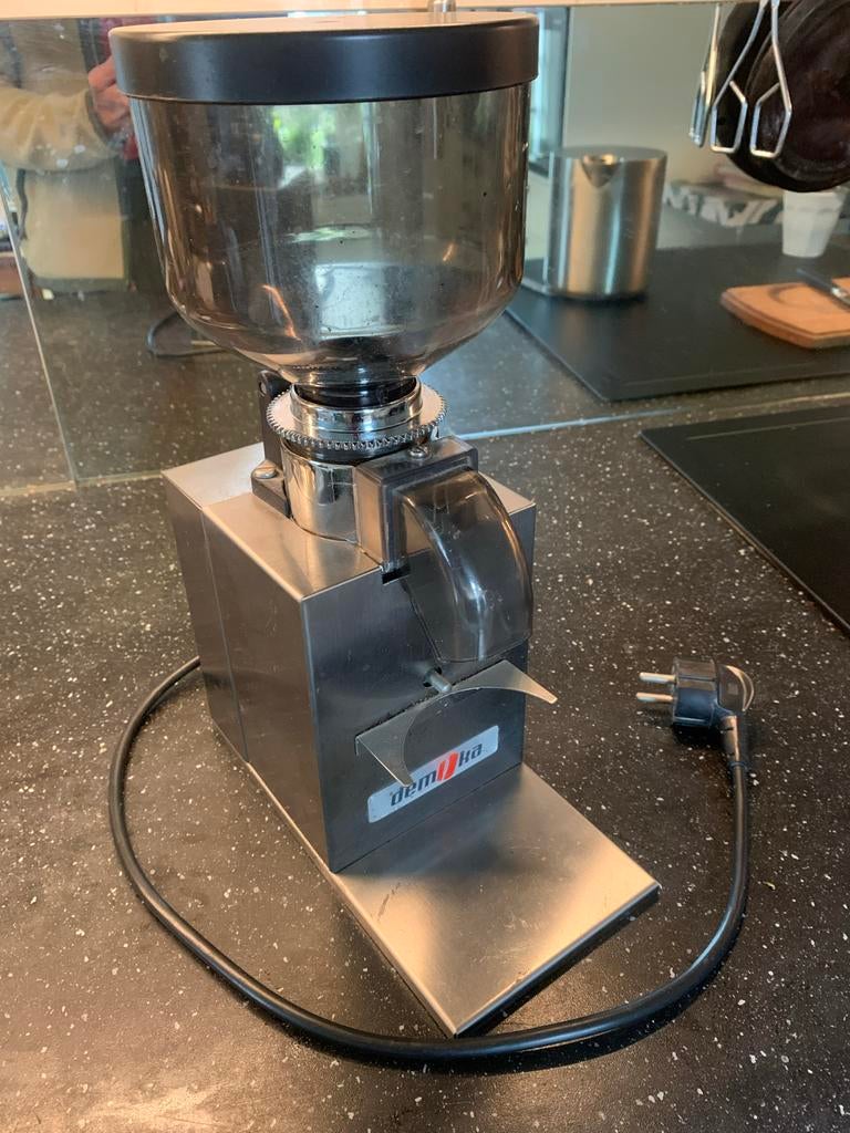 Demoka M-203 Koffiemolen - Professionele Kwaliteit, Ophalen of Verzenden, Gebruikt, Overige merken, Koffiemolen