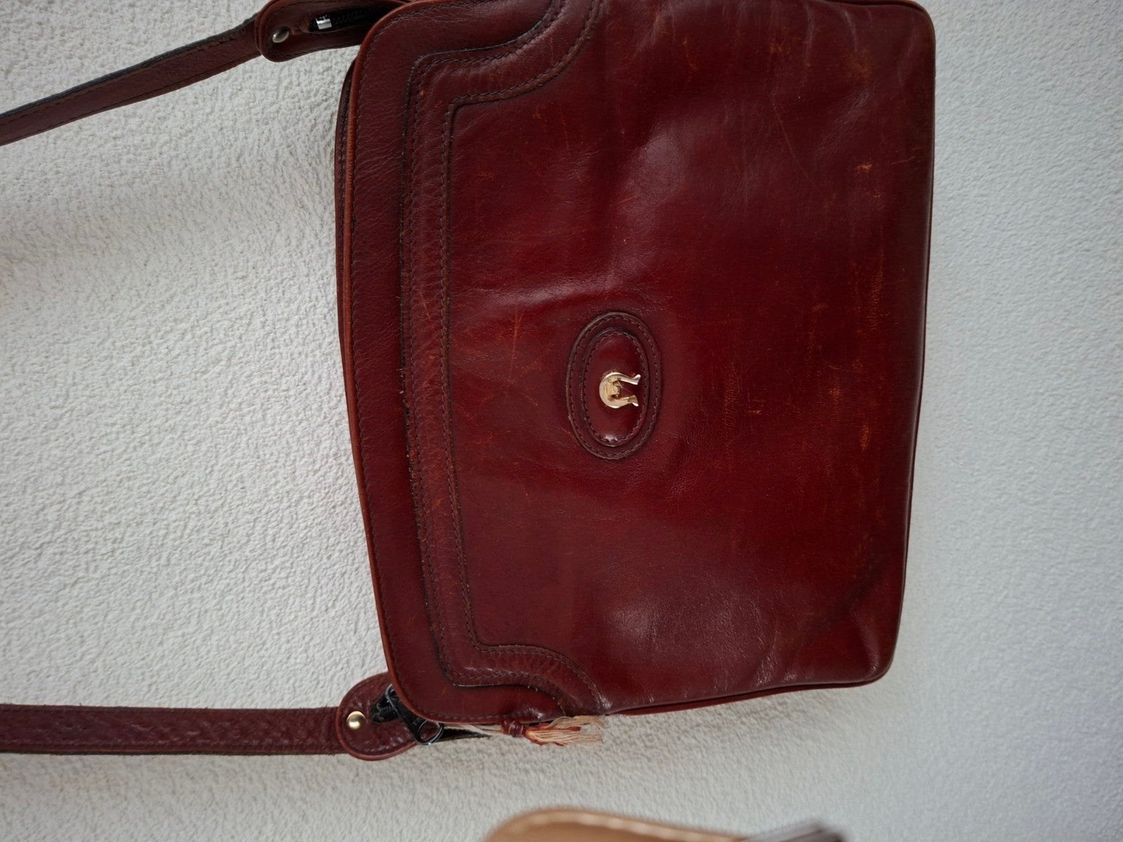 Aigner schoudertas bruin echt leer., Overige merken, Gebruikt, Bruin, Ophalen of Verzenden