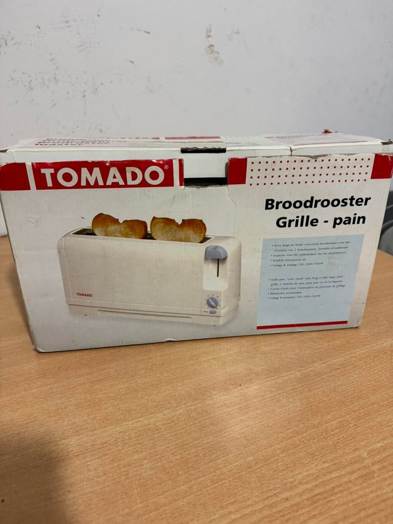Tomado Broodrooster ( Nieuw in doos ), Ophalen of Verzenden, Zo goed als nieuw