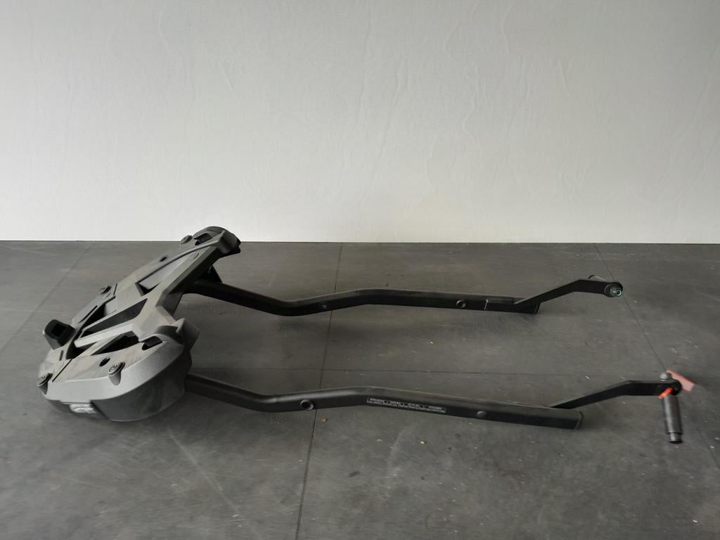 Kofferdrager Givi Yamaha MT07, Motoren, Accessoires | Koffers en Tassen, Ophalen of Verzenden