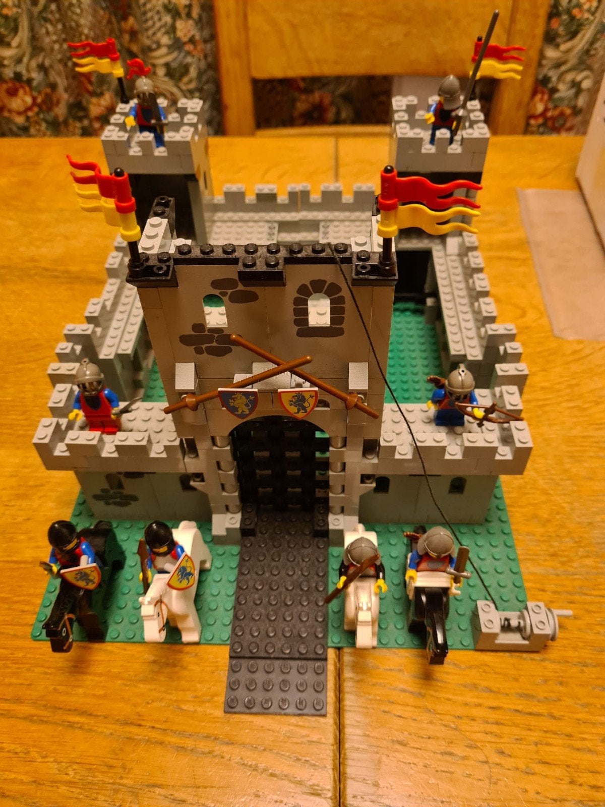 Lego Kasteel 6080, Ophalen of Verzenden, Zo goed als nieuw