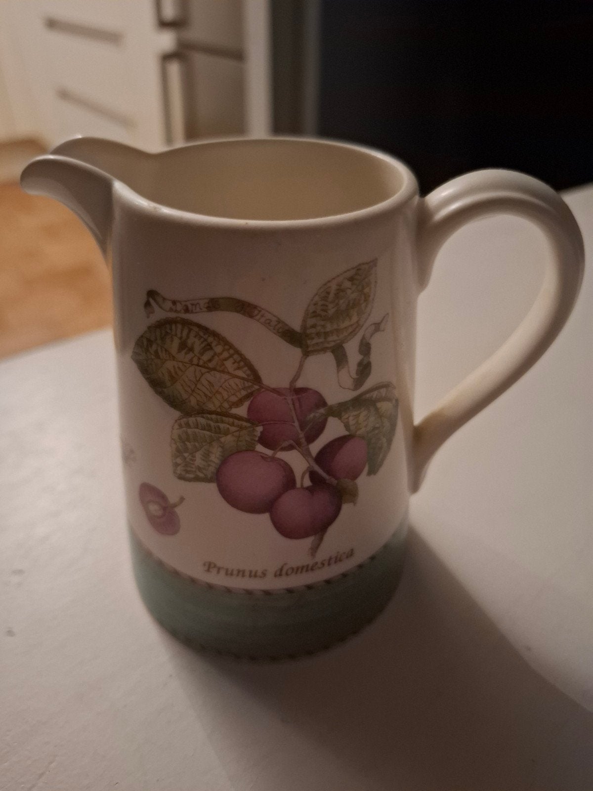 Wedgwood Sarah's Garden Prunus Domestica Melkkan, Ophalen of Verzenden