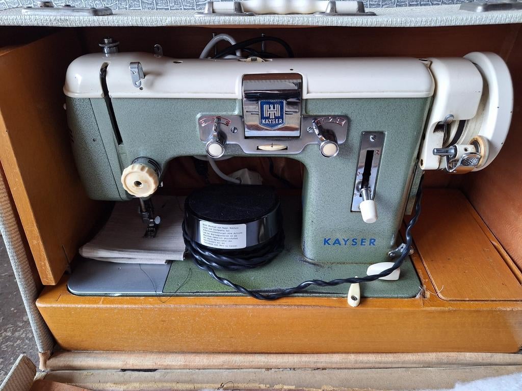 Vintage Kayser Naaimachine in Koffer - Werkend, Antiek en Kunst, Antiek | Naaimachines, Ophalen