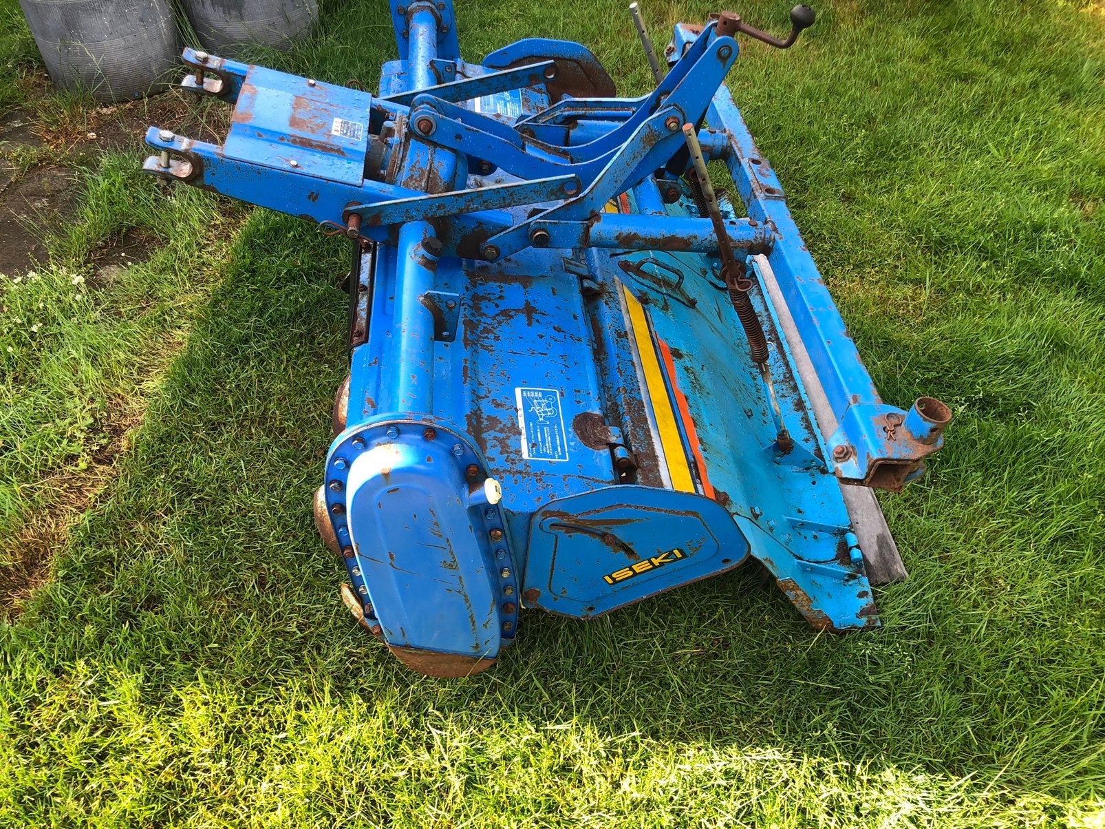 Te koop 2 punts iseki frees, Tuin en Terras, Hand-tuingereedschap, Ophalen of Verzenden, Gebruikt, Overige soorten