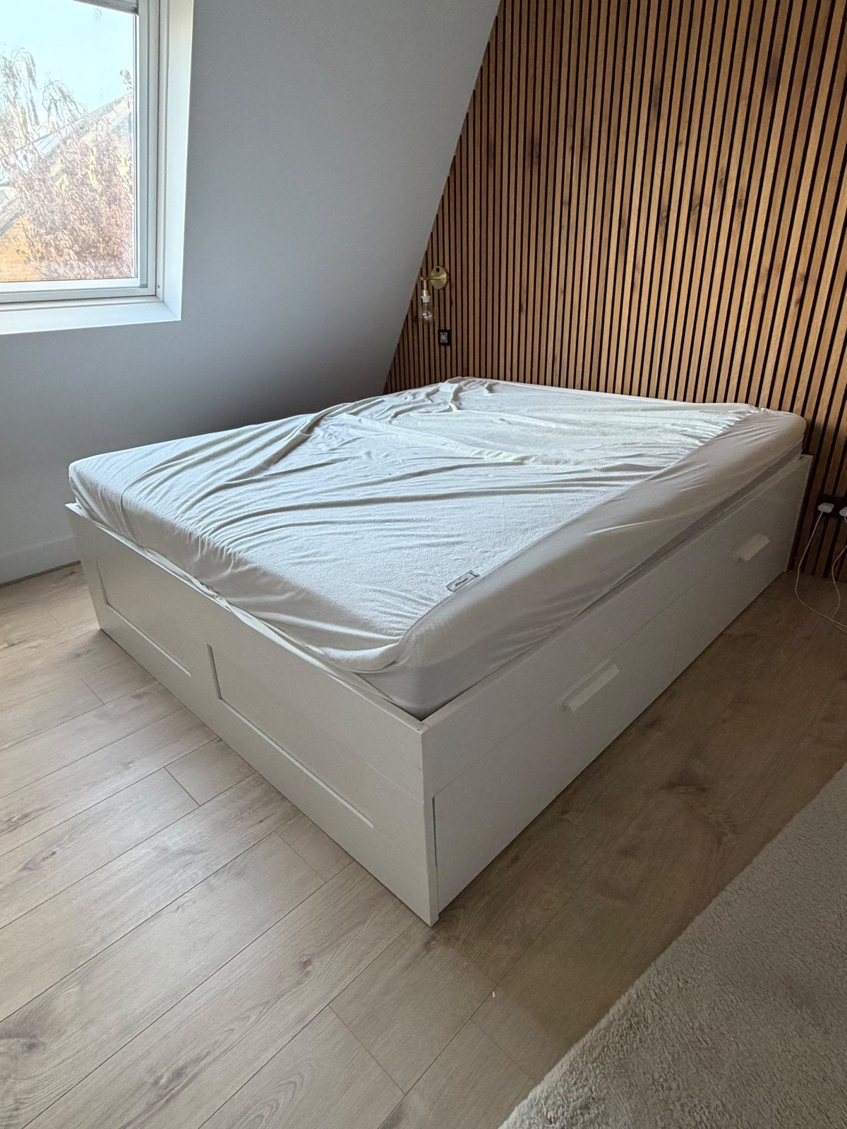 Tweepersoonsbed 200x160 met 4 opberglades en Swiss Sense mat, Ophalen, Gebruikt, Wit, Tweepersoons