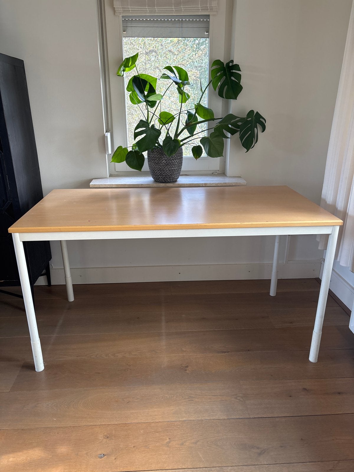 Verstelbare Tafel / Hobbytafel / Bureau 140x70 cm, Huis en Inrichting, Ophalen, Overige typen, Gebruikt, In hoogte verstelbaar