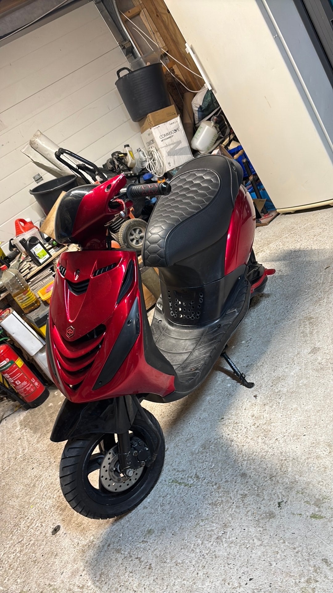 Zip 70cc ruilen, Ophalen of Verzenden, Zo goed als nieuw, Benzine, Zip