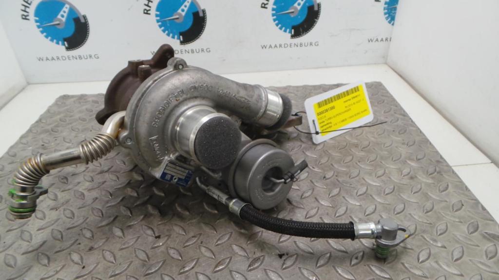 FORD FOCUS TURBO 2015, Ophalen of Verzenden, Gebruikt, Stiba lid